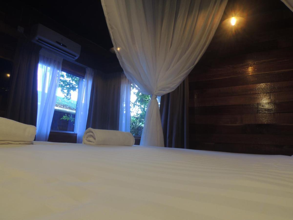 Utan Teluk Nipah Villa Pekan Pangkor Buitenkant foto