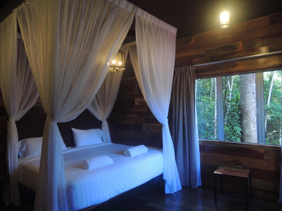 Utan Teluk Nipah Villa Pekan Pangkor Buitenkant foto
