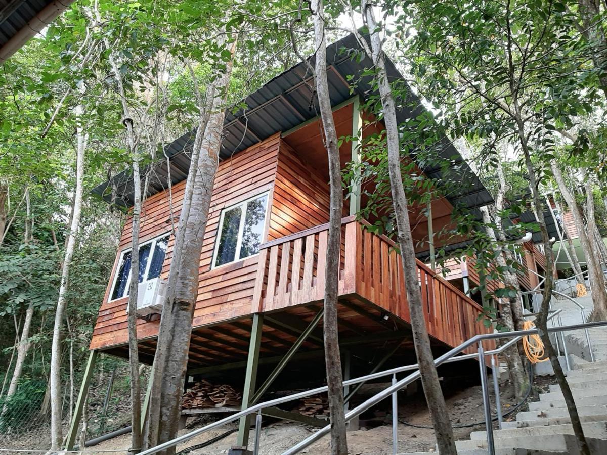 Utan Teluk Nipah Villa Pekan Pangkor Buitenkant foto