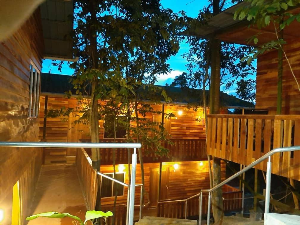 Utan Teluk Nipah Villa Pekan Pangkor Buitenkant foto