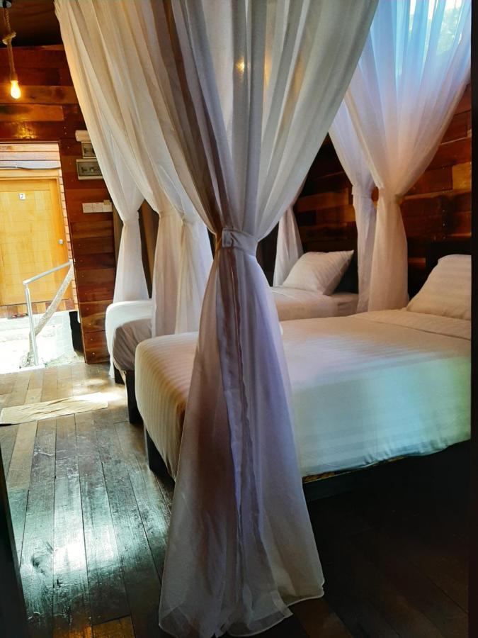 Utan Teluk Nipah Villa Pekan Pangkor Buitenkant foto