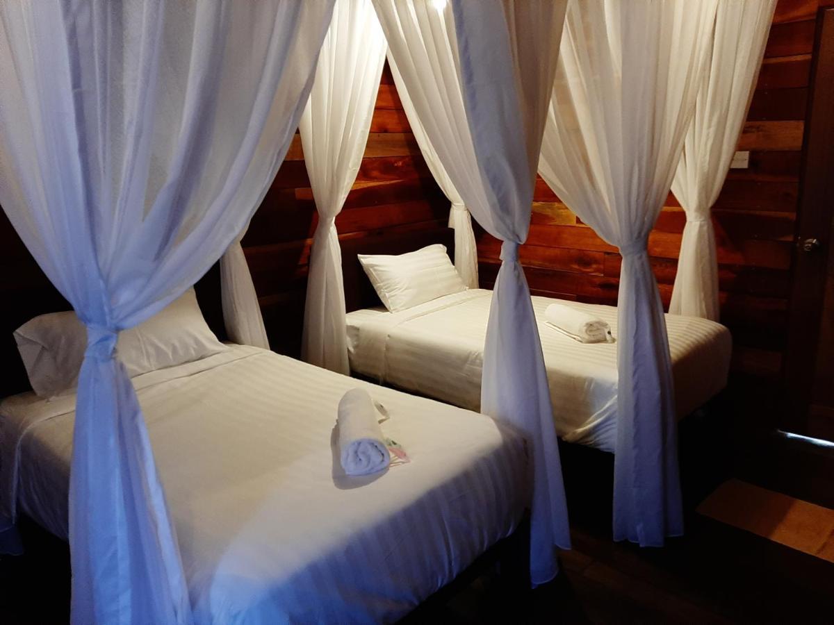 Utan Teluk Nipah Villa Pekan Pangkor Buitenkant foto