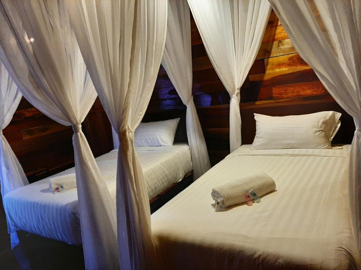 Utan Teluk Nipah Villa Pekan Pangkor Buitenkant foto