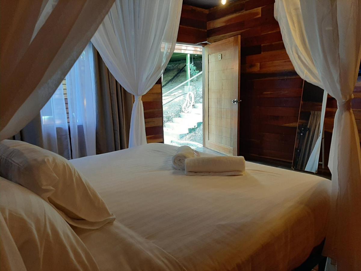 Utan Teluk Nipah Villa Pekan Pangkor Buitenkant foto